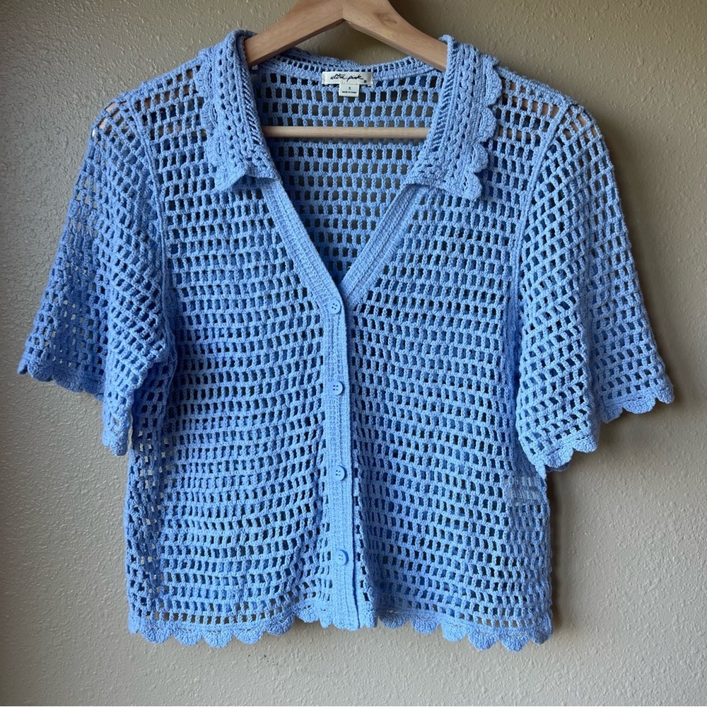 Ultra Pink Crochet Knit Top Blue Women’s Size S Boho CottageCore Coastal Prairie